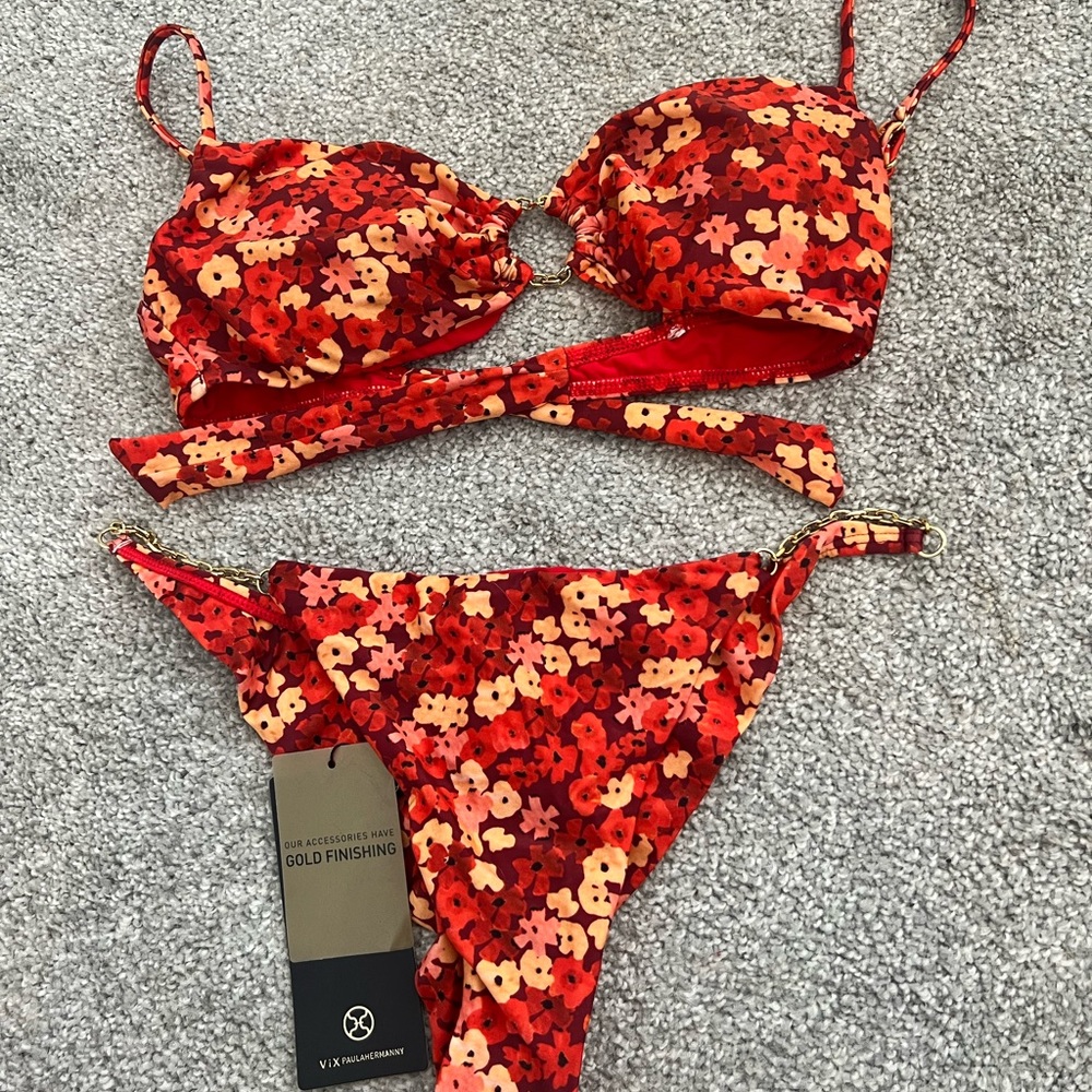 SOLD -Vix bikini NWT